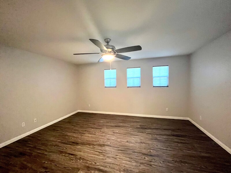 Building Photo - 9937 Baron Coast St