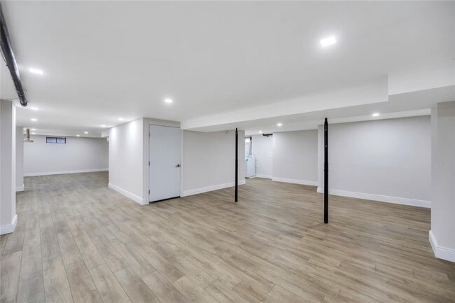 Building Photo - 503 Bayville Rd