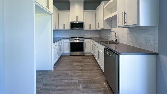 Building Photo - 424 Remington Ave