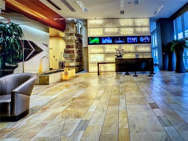 Building Photo - 500 Brickell Ave