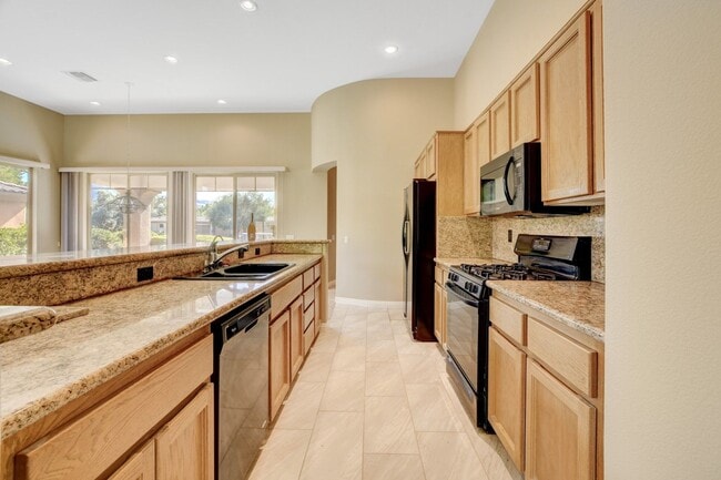Building Photo - ELEGANT Single Story, 2 Bedroom Home in ANTHEM Gated Community!