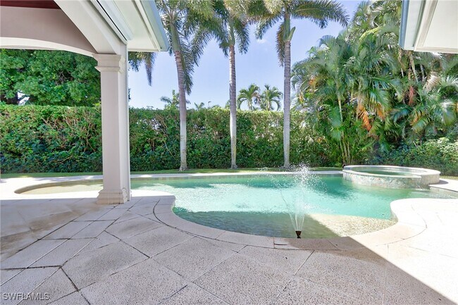 Building Photo - 750 Portside Dr