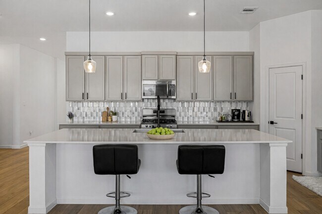 Building Photo - 2331 Peach Oak Xing