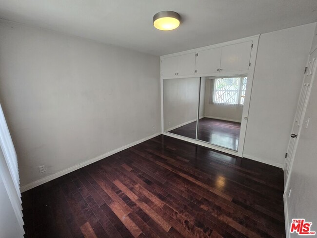 Building Photo - 14758 Lemay St