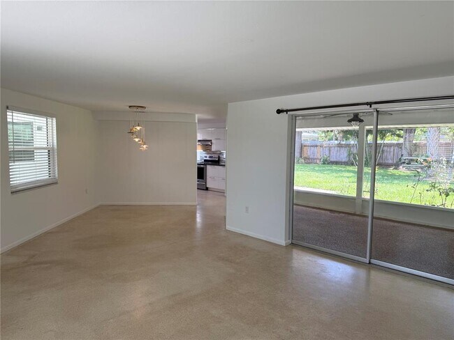 Building Photo - 8735 Dunmore Dr