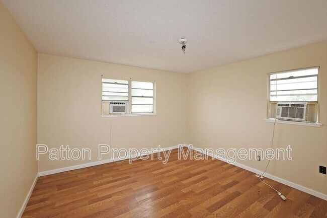 Building Photo - 3810 Mesa Verde Dr