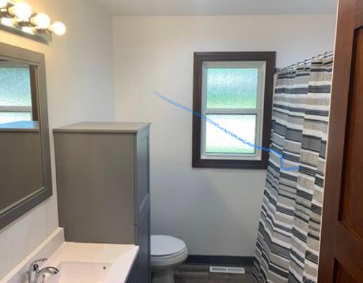 Building Photo - 1539 E 9th St