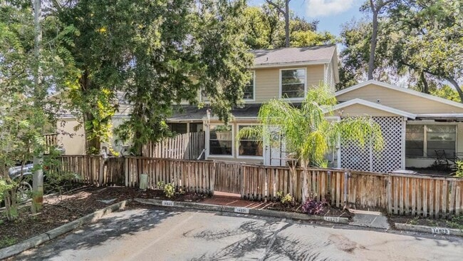 Building Photo - 14631 Lake Forest Dr