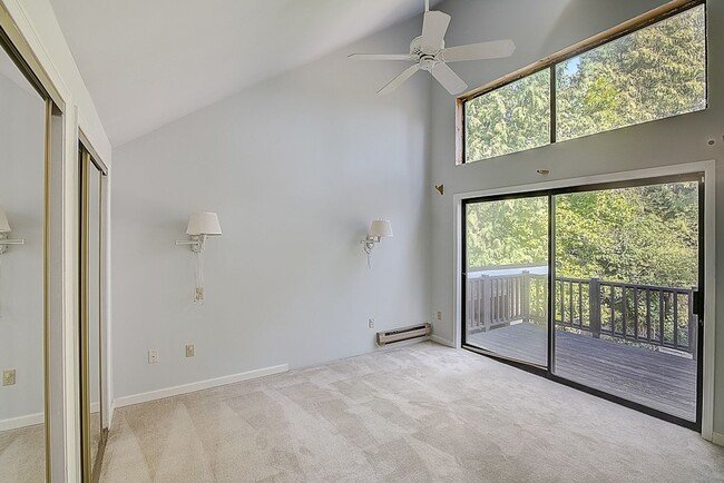 Building Photo - 4 bed/ 2 bath house on 145th St!