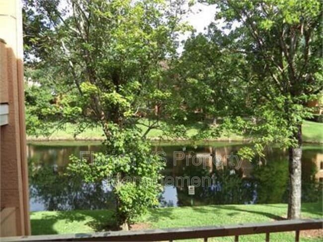 Building Photo - 3004 Parkway Blvd