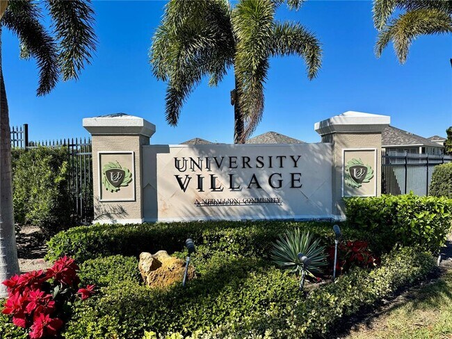 Building Photo - 2921 Trustee Ave