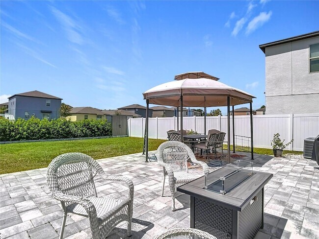 Building Photo - 403 Argyll Dr