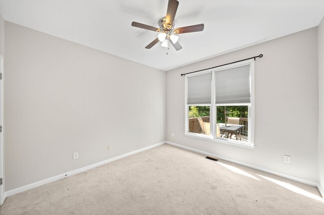 Building Photo - 521 Wooded Mountain Trail