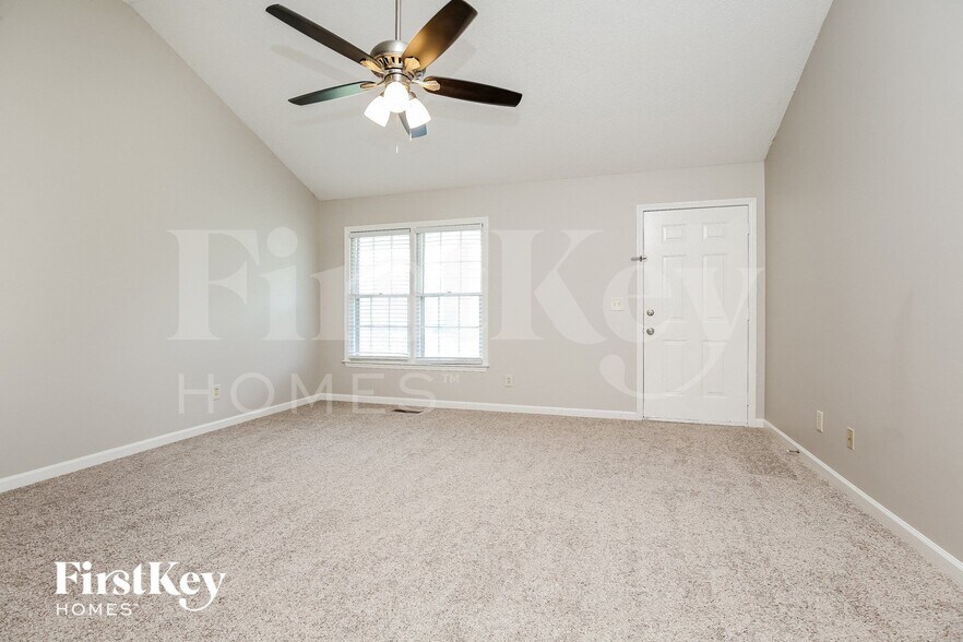 Building Photo - 5496 Burnt Knob Rd