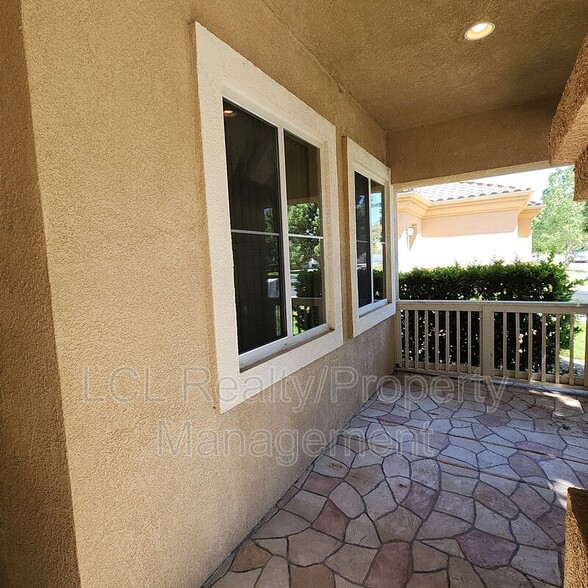 Building Photo - 28650 Shady Brook Dr
