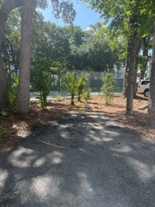 Building Photo - Welcome To Yacht Cove Hilton Head