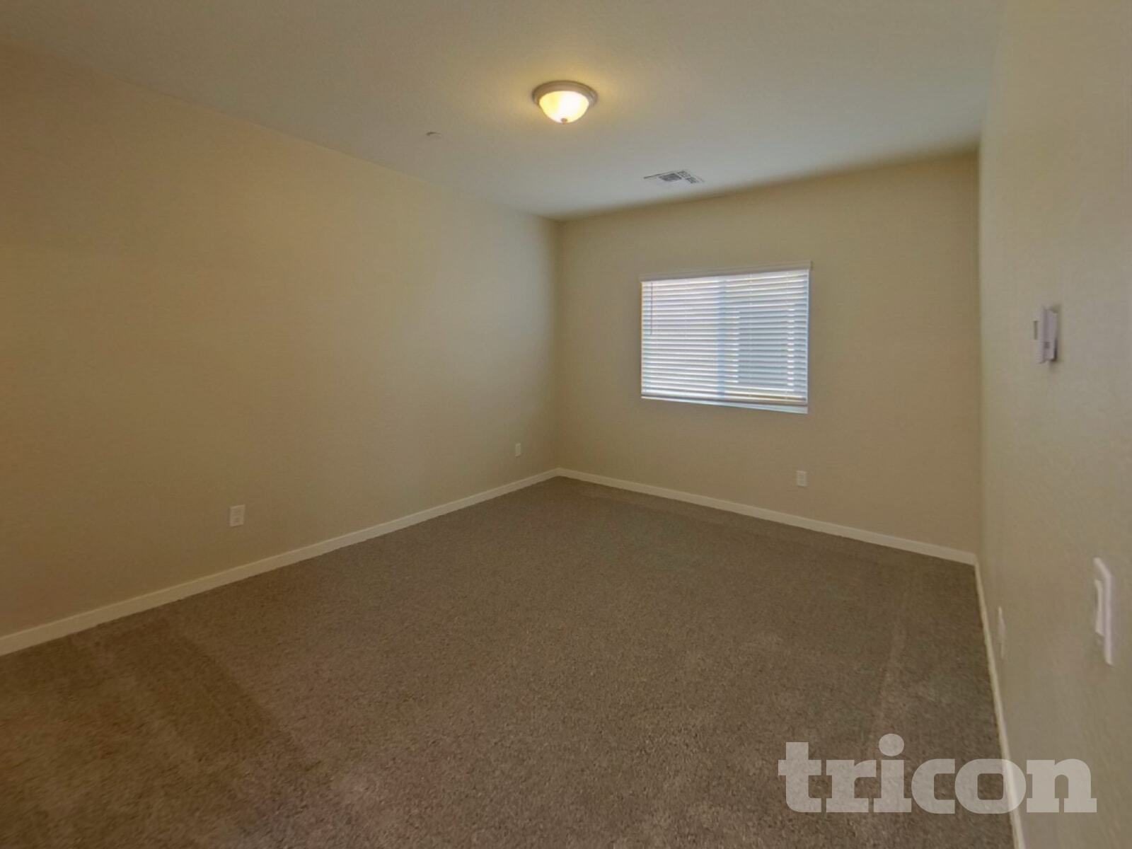 Building Photo - 4551 E Gary St