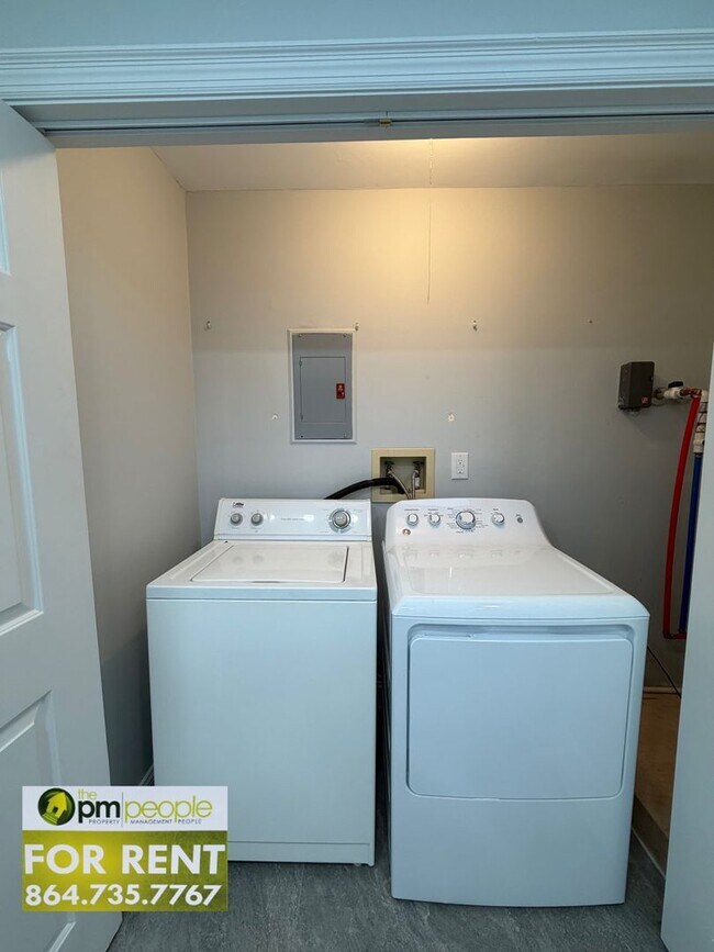 Building Photo - 134 Bennetts Bridge Rd