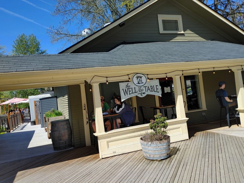 Gilman Village - 280 NW Holly St