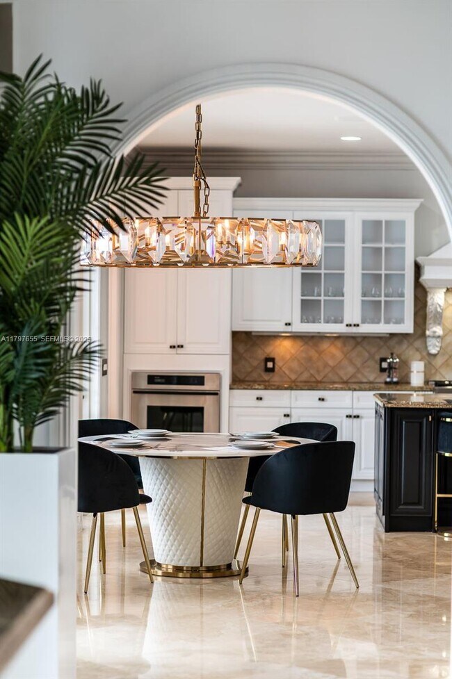 Building Photo - 1309 Middle River Dr