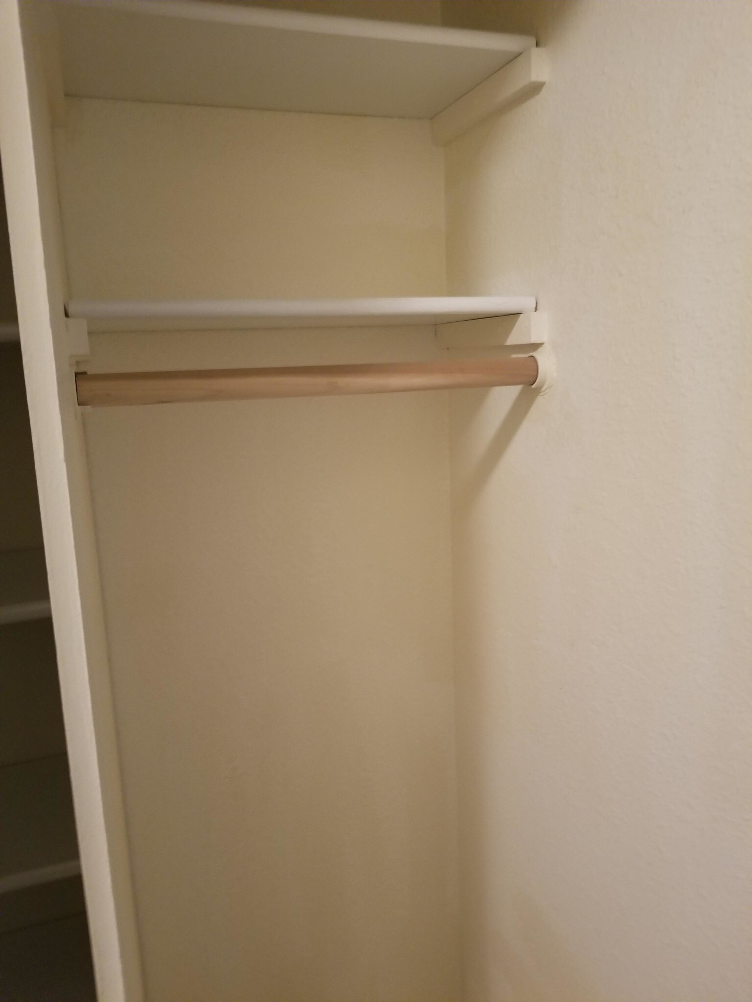 Building Photo - 509 Constitution Ave S