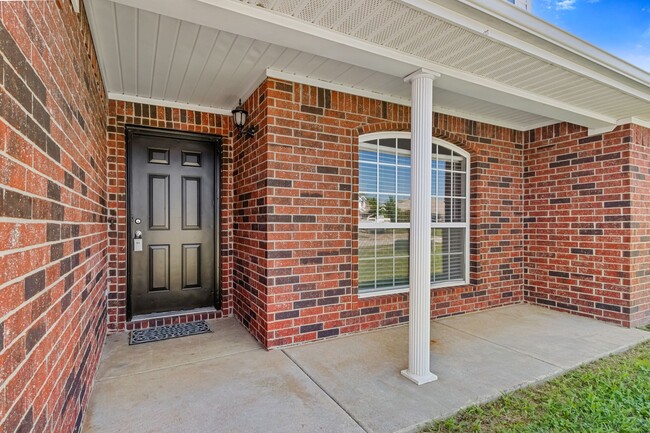 Building Photo - Great Location 3 Bedroom in Bentonville!
