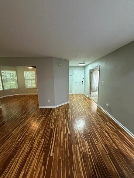 Building Photo - 6039 Gray Gate Ln