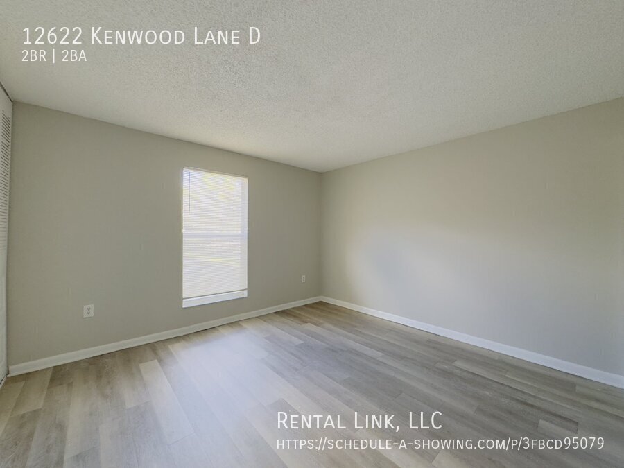 Building Photo - 12622 Kenwood Ln
