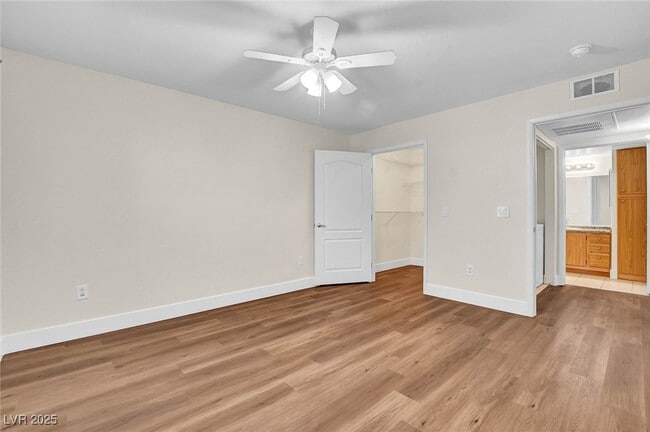 Building Photo - 5055 W Hacienda Ave