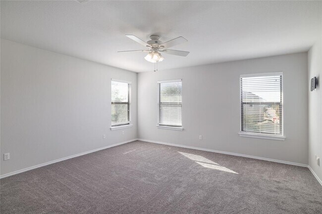 Building Photo - 315 Settlers Home Dr