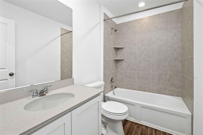 Building Photo - 416 Escondido Cir
