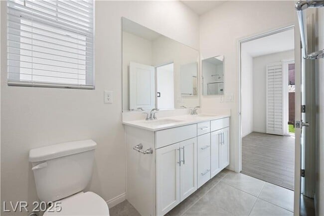 Building Photo - Single Story 3 bedroom, 2 bath home in the...