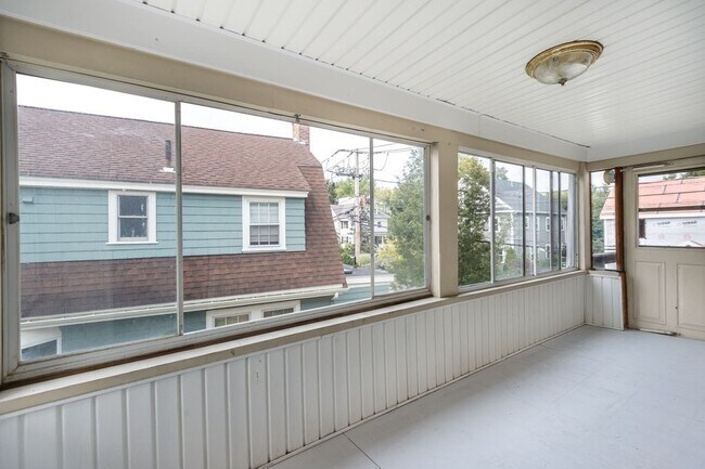 Building Photo - 72 Randolph St