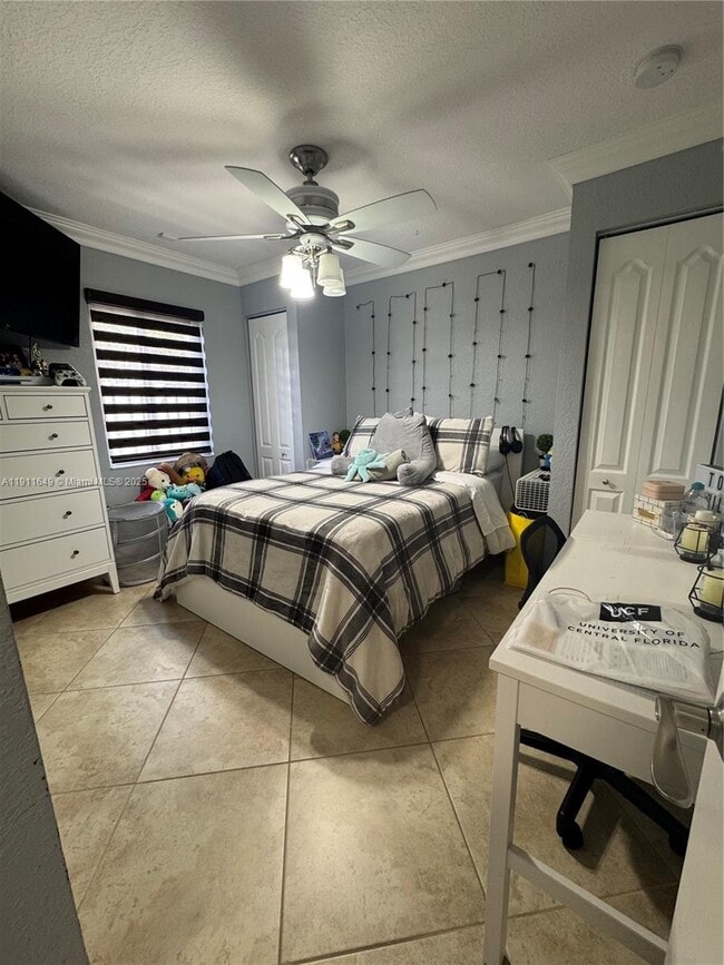 Building Photo - 6905 SW 148th Ct