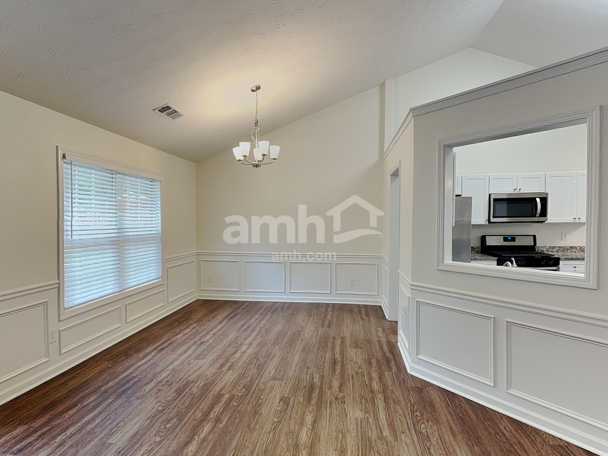 Building Photo - 1755 Heatherton Rd