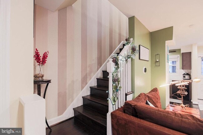 Building Photo - 718 S Payne St