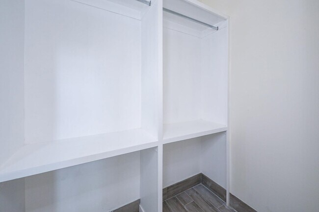 Building Photo - 9109 McPherson Rd