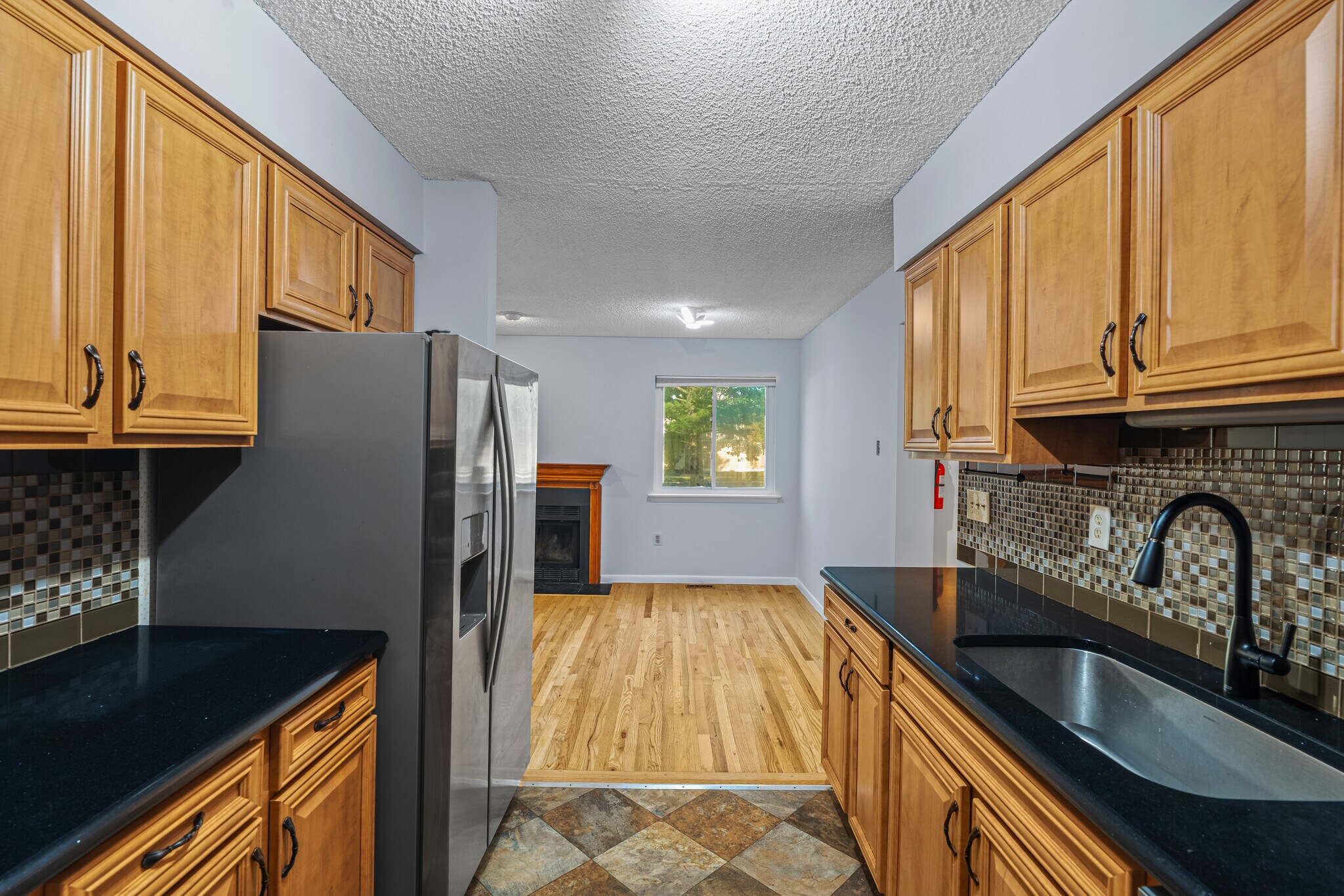 Building Photo - 99 Thoreau Dr