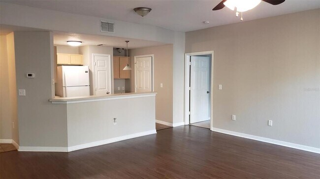 Building Photo - 2000 Erving Cir