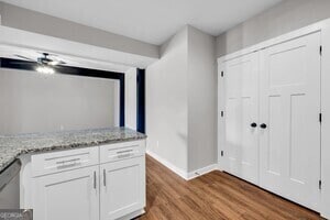 Building Photo - 86 S Forest Ave