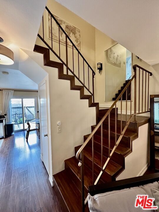 Building Photo - 27574 Rondell St