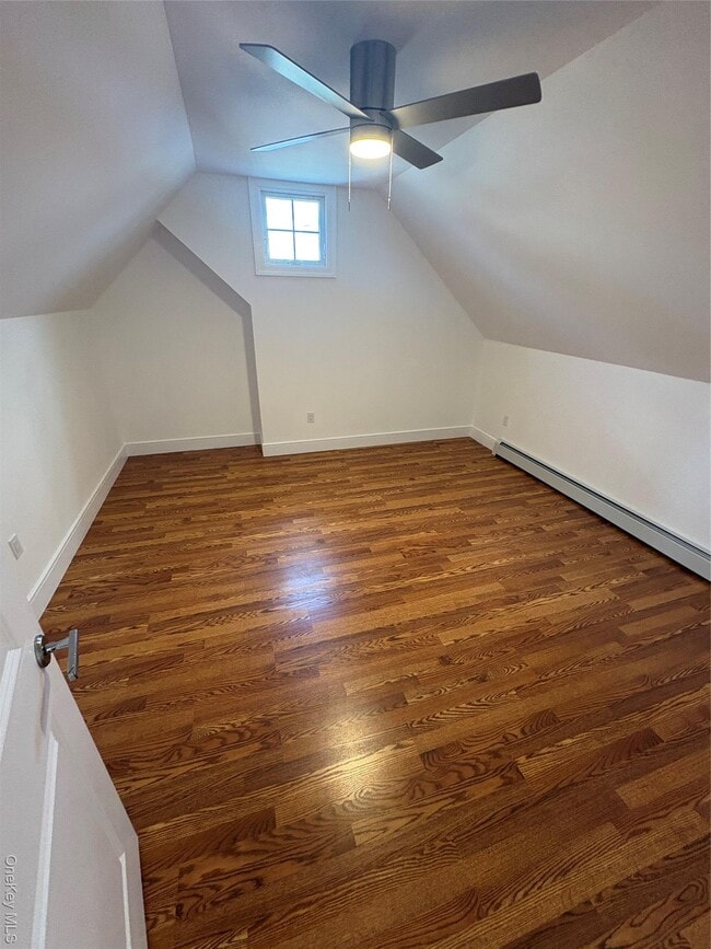 Building Photo - 13 Parkview Pl