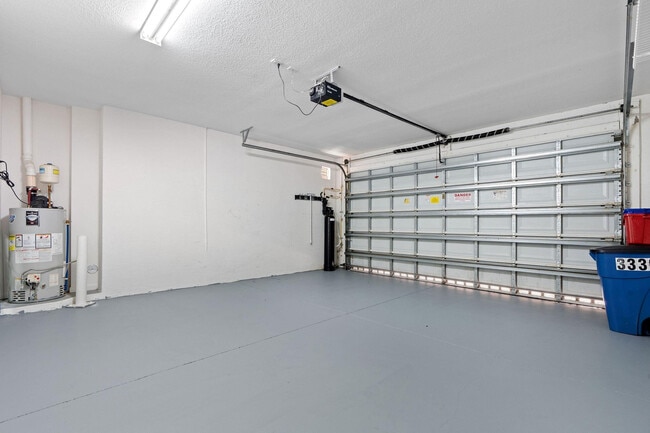 Building Photo - 3330 NW 124th Way