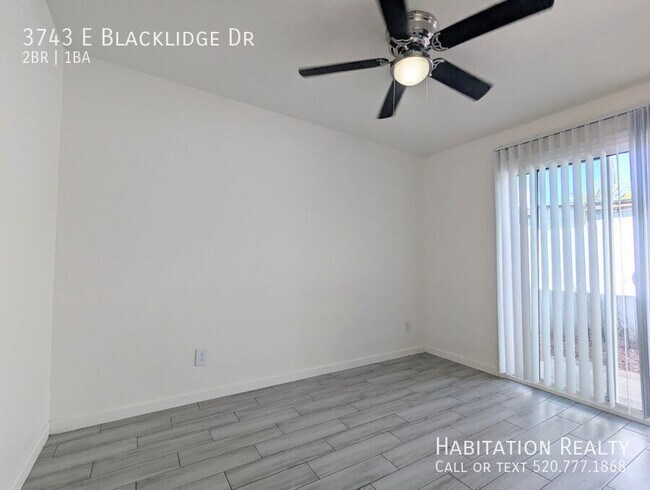 Building Photo - 3743 E Blacklidge Dr