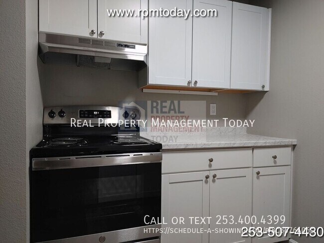 Building Photo - 6104 Glen Mary Ln SE