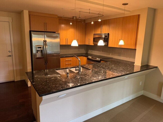 Building Photo - 1bd/1ba Bellevue Condo