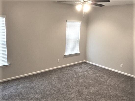 Building Photo - 498 Stonebridge Cir