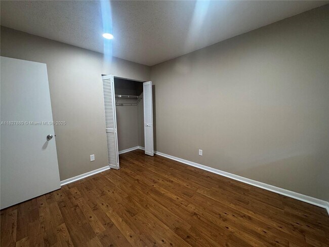 Building Photo - 11604 NW 45th St