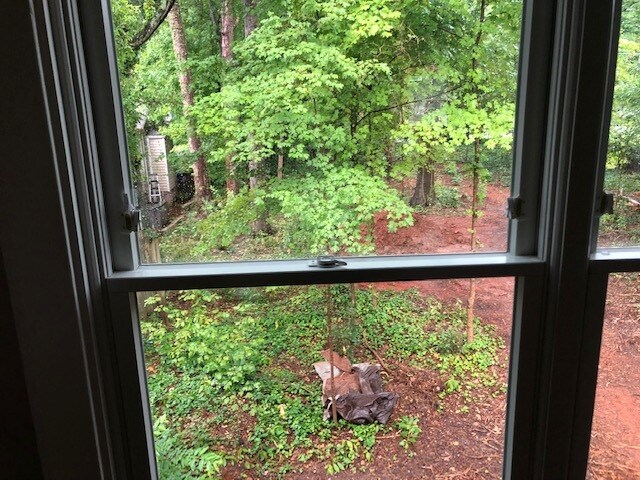 Building Photo - 621 Brooks Ave