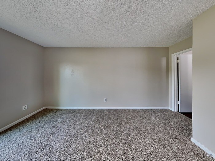 Building Photo - 17720 Northhagen Dr
